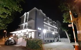 Penny Rimini 3*